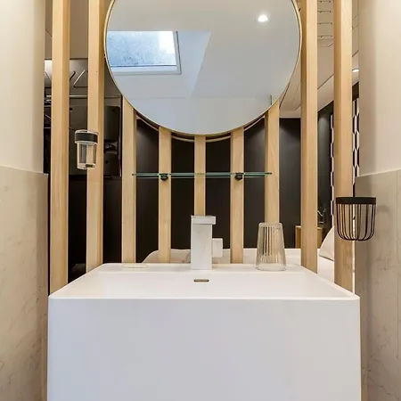 Victor Hugo Romantic - Sauna Et Balneo Apartman